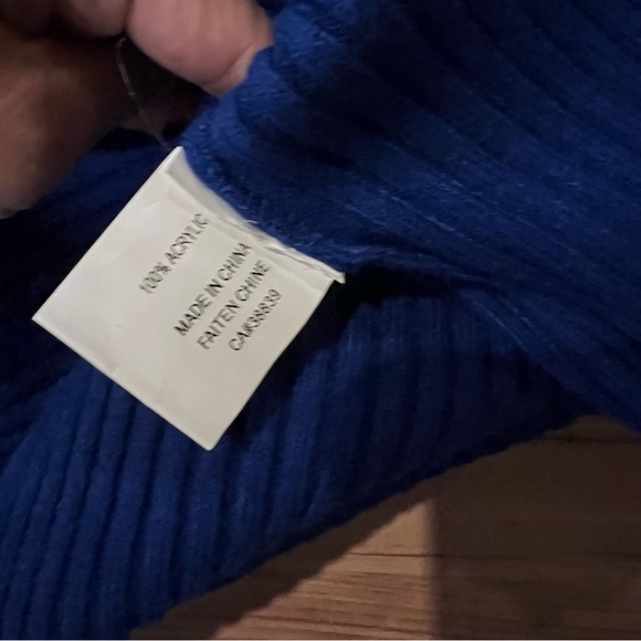 Blue Ribbed Long Sleeve Sweater - Picture 4 of 4